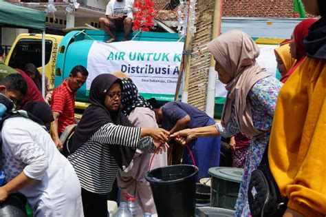 Kemarau Melanda Dompet Dhuafa Distribusikan Tangki Air Bersih Dan