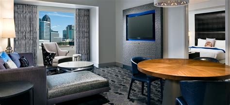 The W Hotel Dallas Amenities - Dallas Texas Suites