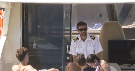 Celebrity Wetlook Archive Selena Gomez Bikini In Australia