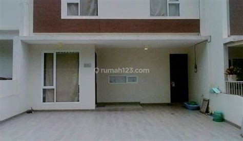 Rumah Dengan Jogging Track Dijual Di Kemandoran Jakarta Selatan