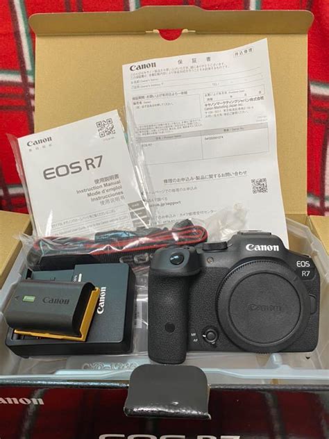 Yahooオークション 極美品 Canon Eos R7 ボディ キヤノン