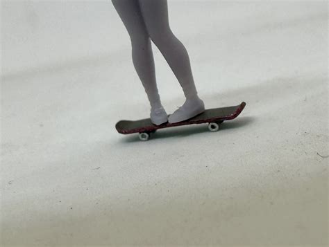 RBN PERFORMANCE PARTS SKATEBOARD FOR HOT WHEELS OR MATCHBOX DIORAMAFree STL File For Cults