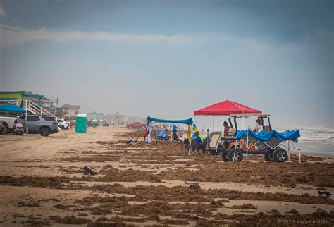 Busy Beach by PeppermintPics on DeviantArt