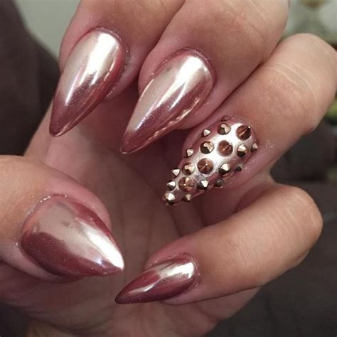 21 Stunning Chrome Nail Ideas To Rock The Latest Nail Trend Styles Weekly