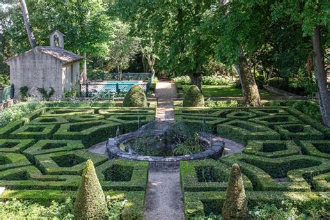 Les Jardins De Romegas Provence