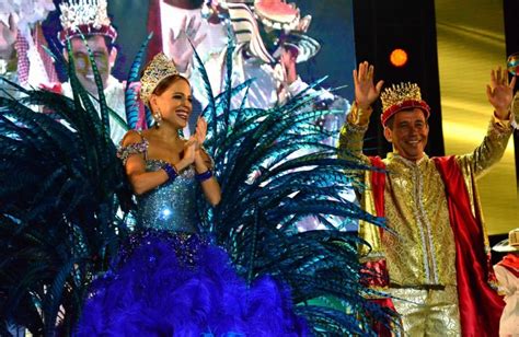 Espectacular noche de Coronación de los Reyes del Carnaval Carnaval