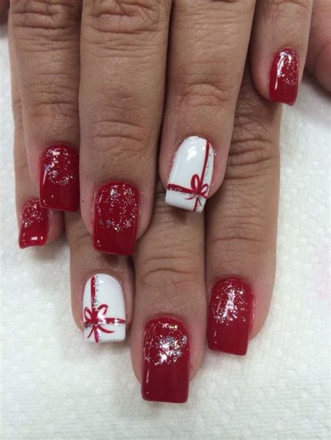 40 Christmas Nail Art Designs For Short And Medium Nails Manicura De