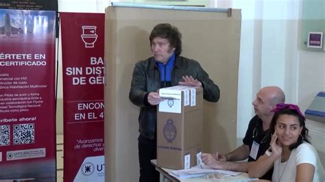 Milei Vota En Las Elecciones De Argentina El Diario Vasco