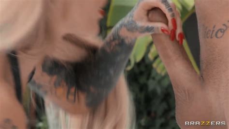 Daisy Lee S Deep Poolside Anal Session Daisy A