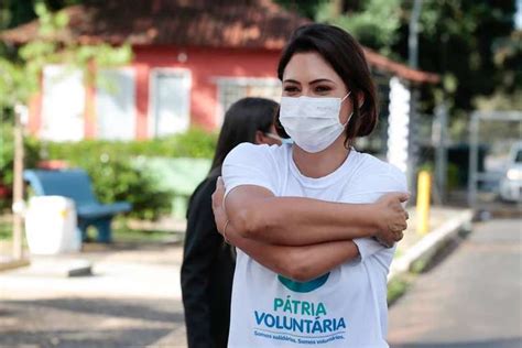 Michelle Bolsonaro Testa Positivo Para Covid 19 Diz Governo