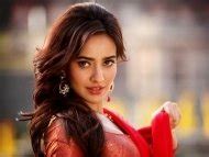 Naked Neha Sharma In Yamla Pagla Deewana 2