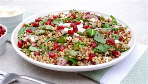 Festive Healthy Pomegranate Quinoa Salad Recipe