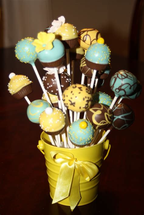 Natalie's Cake Pops: More Custom Cake Pop Bouquets!