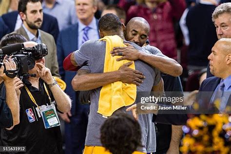 Kobe Bryant Hug Photos and Premium High Res Pictures - Getty Images