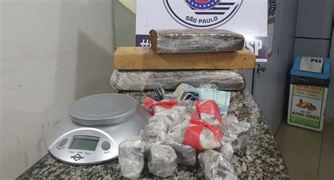 Ap S Den Ncia Pm Encontra Kg De Drogas Em Geladeira De Casa Na