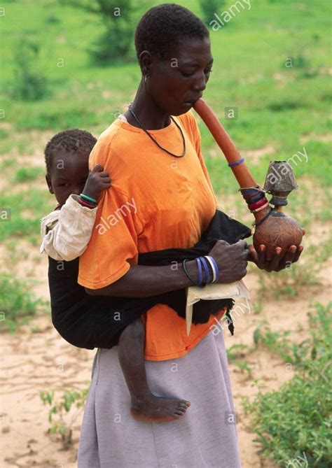 WOMEN OF BATONGA TRIBE ZIMBABWE