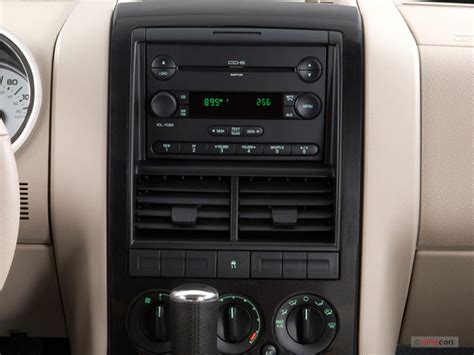 2010 Ford Explorer Sport Trac: 11 Interior Photos | U.S. News