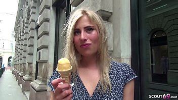 SCOUT ALEMÁN RUBIA LINDSAY FOLLADA EN EL REPARTO ESPONTÁNEO XVIDEOS