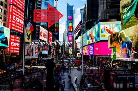 Reddit WallStreetBets Users Buy Gamestop Billboard in Times Square ...