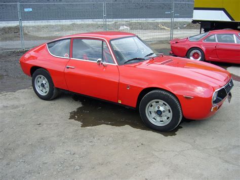 Lancia Fulvia Coupe:picture # 2 , reviews, news, specs, buy car