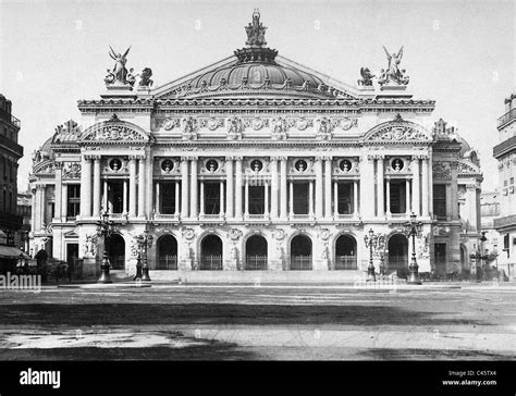 L'opera garnier architecture hi-res stock photography and images - Alamy