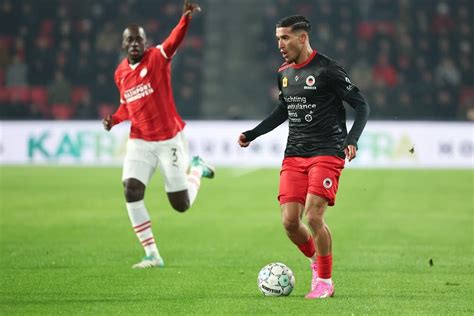 PSV Meldt Zich Voor Aanvaller Couhaib Driouech