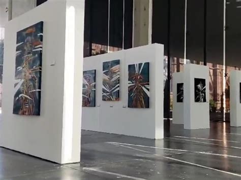 Inauguran exposición pictórica en la galería de cristal del CRAM