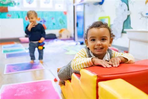 La Maison Bleue la crèche multi accueil Les Doudous Sous L Olivier