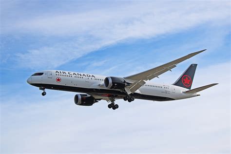 C Fvnd Air Canada Boeing Dreamliner Nd Newest In Fleet