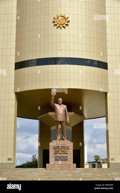 Independence Memorial Museum In Front Statue Of Sam Nujoma First