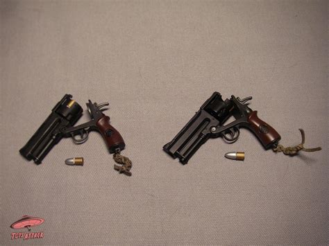 Hot Toys Hellboy 2 The Golden Army Mms83 Movie Masterpiece VS Hellboy Custom 1 6e Scale Dossier