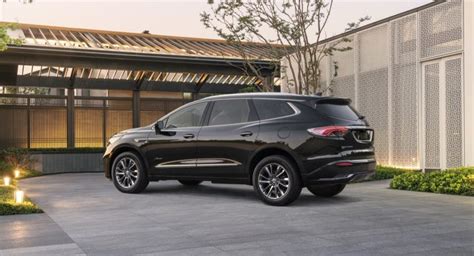 Buick Enclave Gets New Moonstone Gray Metallic Color