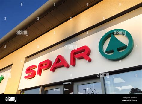 Spar Shop High Resolution Stock Photography And Images Alamy