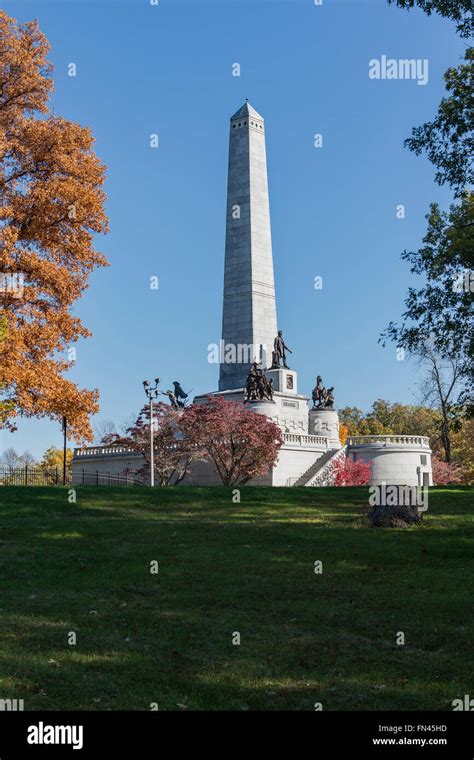 Lincoln Tomb in Springfield, Illinois Stock Photo - Alamy