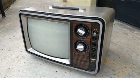 Vintage RCA XL 100 13 Color TV SERVICED Works Great For Sale In El