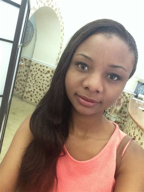 QUIXOTIC Lifestyle Corporate Chic The Nude Makeup