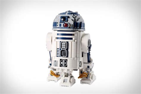 LEGO R2-D2