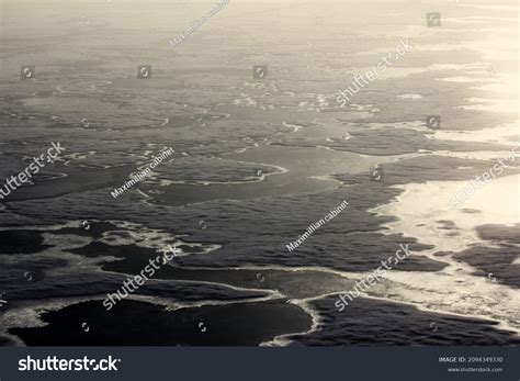 32 87 Degrees Latitude Images, Stock Photos & Vectors | Shutterstock