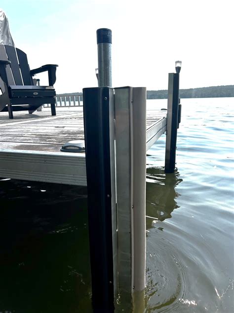 vertical corner boat guard bertrand docks