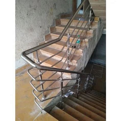 Stairs Ss Plain Handrail Mounting Type Floor At Rs Feet In