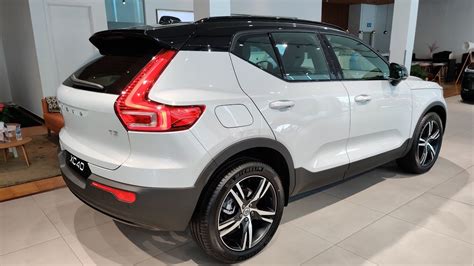 2022 Volvo Xc40 R Design Galacier Silver Color Luxury Crossover Exterior And Interior Youtube