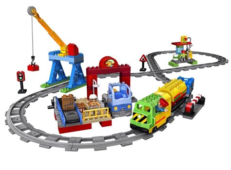 LEGO Duplo Legoville Deluxe Train Set (5609) - Home