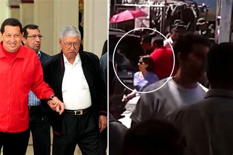 CON TODO Hugo de los Reyes Chávez padre del expresidente también