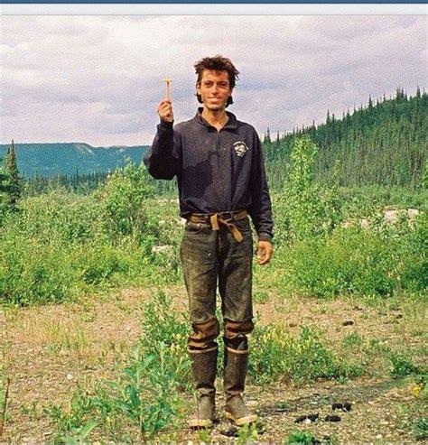 christopher mccandless | Chris mccandless, Man swimming, Mccandless