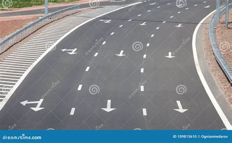 Big Curve Of A New Motorway Stock Photo Image Of Journey Path 109815610