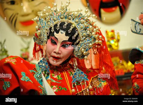 Asia Singapore Chinese Opera Performance Stock Photo Alamy