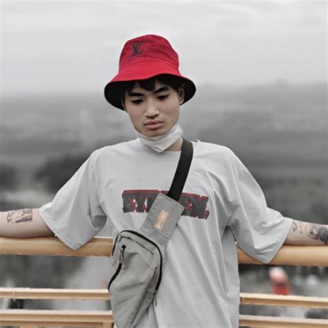 Stream Hồng Nhan Xưa Mậnh tít Remix Nhạc Hot Tik Tok by DJ MANH TIT Listen online for