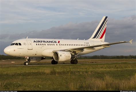 F GUGP Air France Airbus A318 111 Photo By Gabor Szabo ID 652761