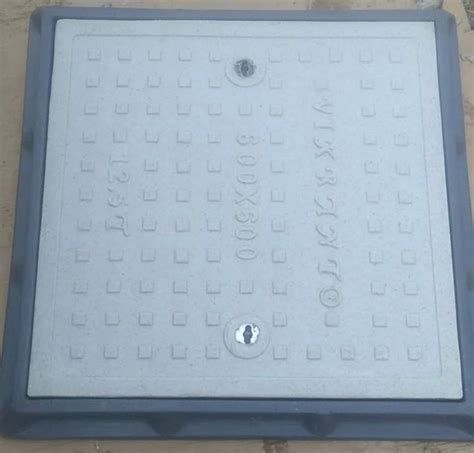 Full Floor Square Vikrant Frp Manhole Cover Capacity Ton Size