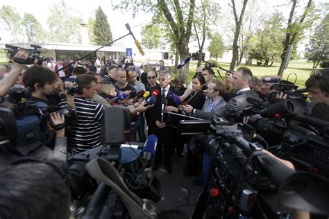 FOTO Pogledajte kako je u tišini izgledala komemoracija u Jasenovcu